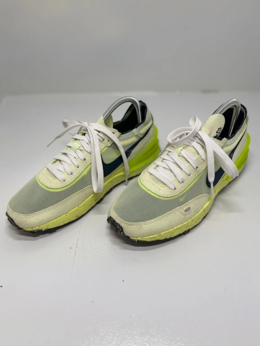 Nike Waffle One Volt Green Mesh Suede Sneakers Men’s 6.5 Trail Style Running S